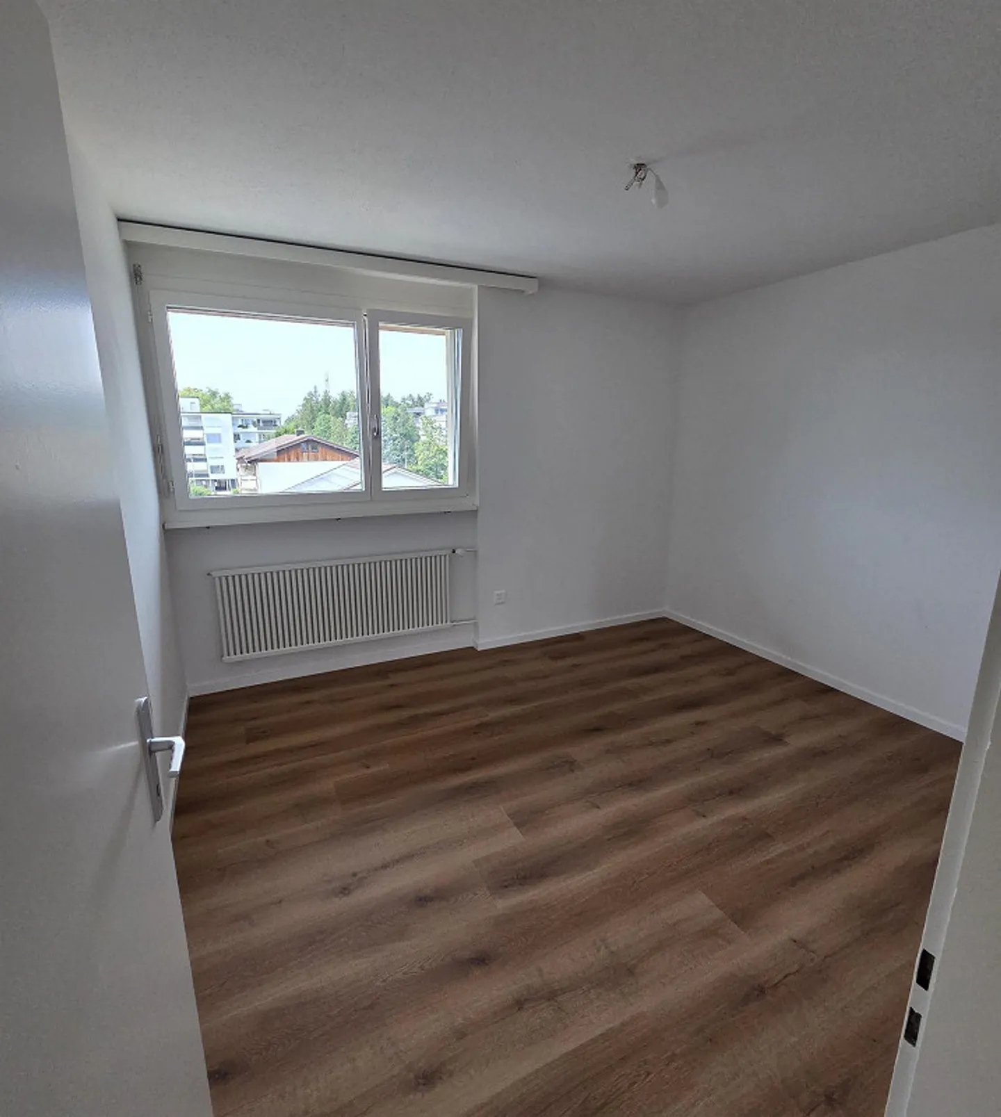 Completely renovated 3½-room apartment in Hünenberg - Photo 9 of 9