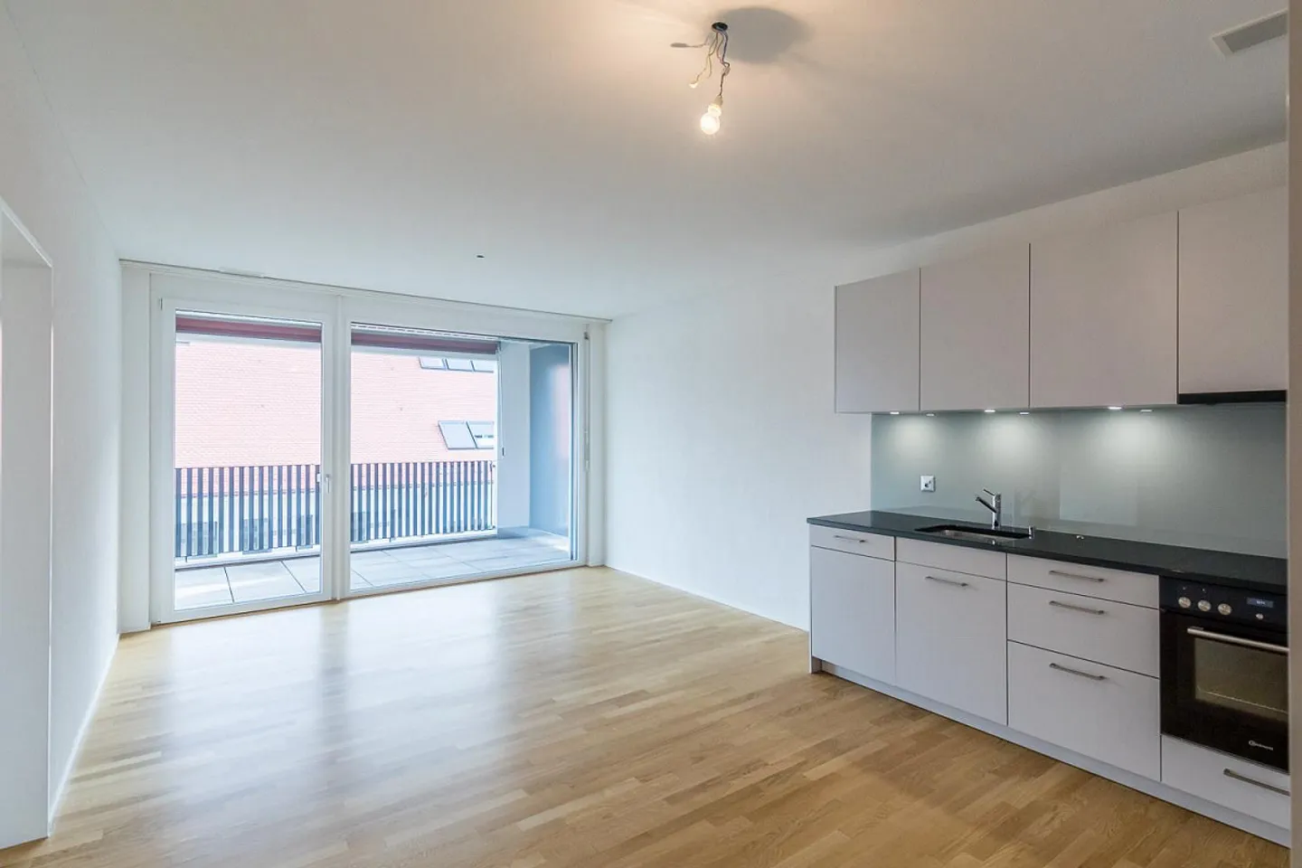 Appartement attrayant de 2,5 pièces dans le quartier durable Im Lenz - Photo 2 sur 6
