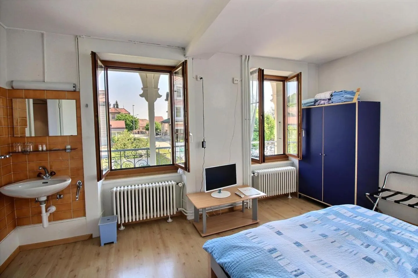 Edificio a uso misto - Foto 5 di 13