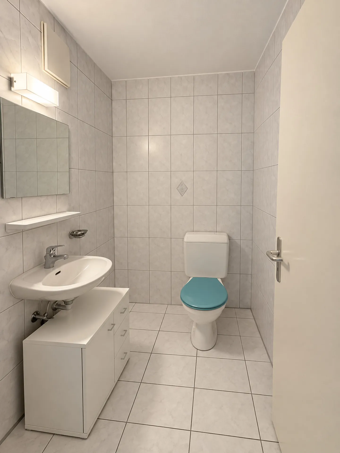 Charmante Wohnung mit Aussicht - Foto 2 von 8