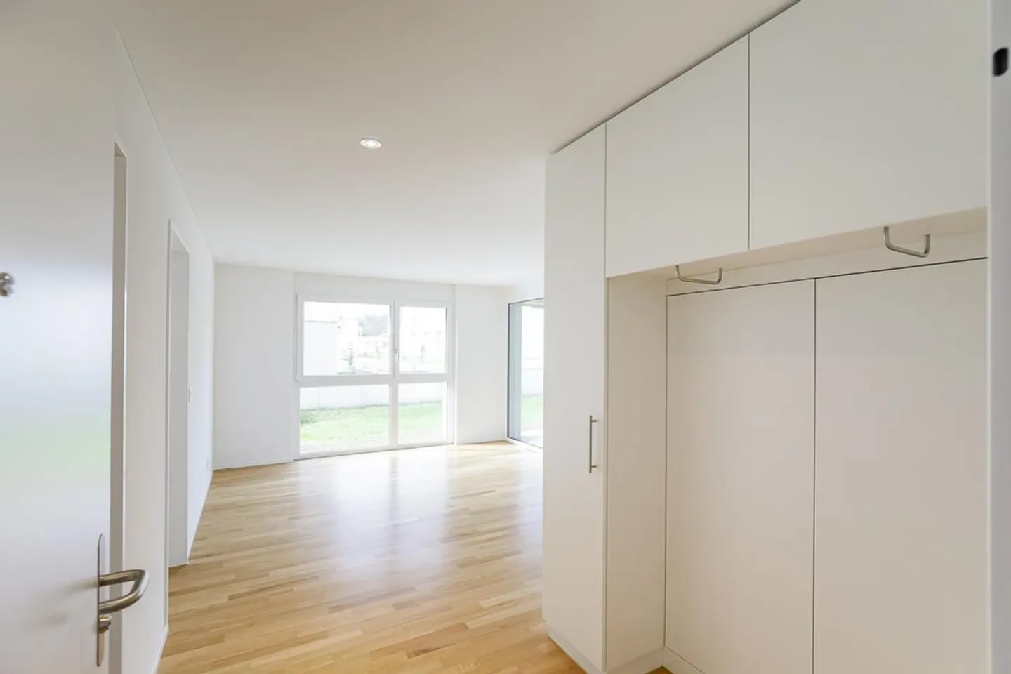 Appartement spacieux de 2,5 pièces au rez-de-chaussée ! - Photo 5 sur 7