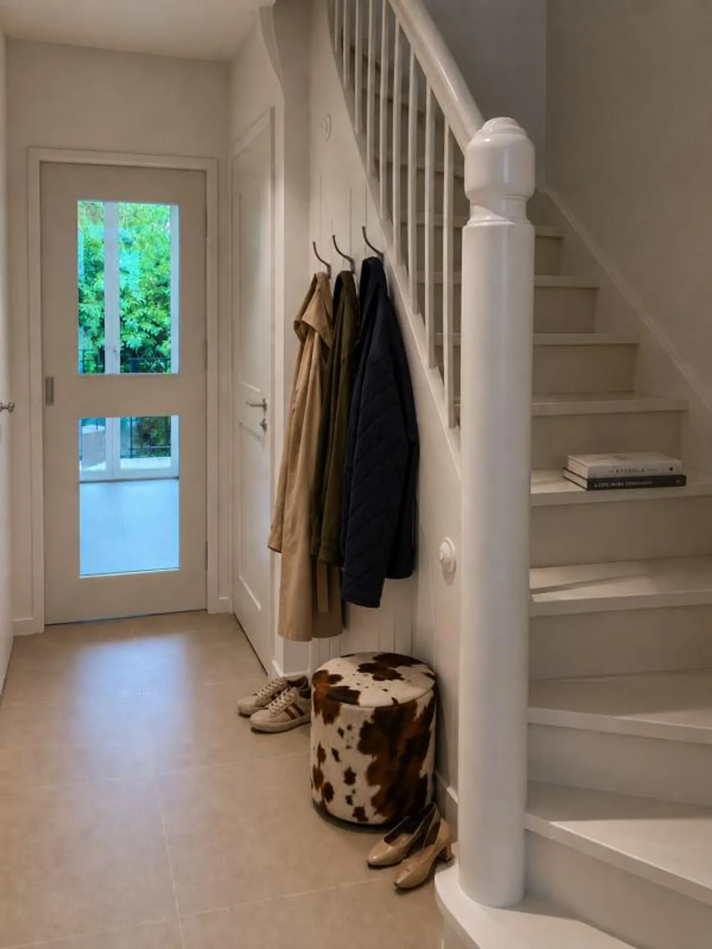 Modern 5.5-Room Terraced Family House in Basel - Photo 2 of 12