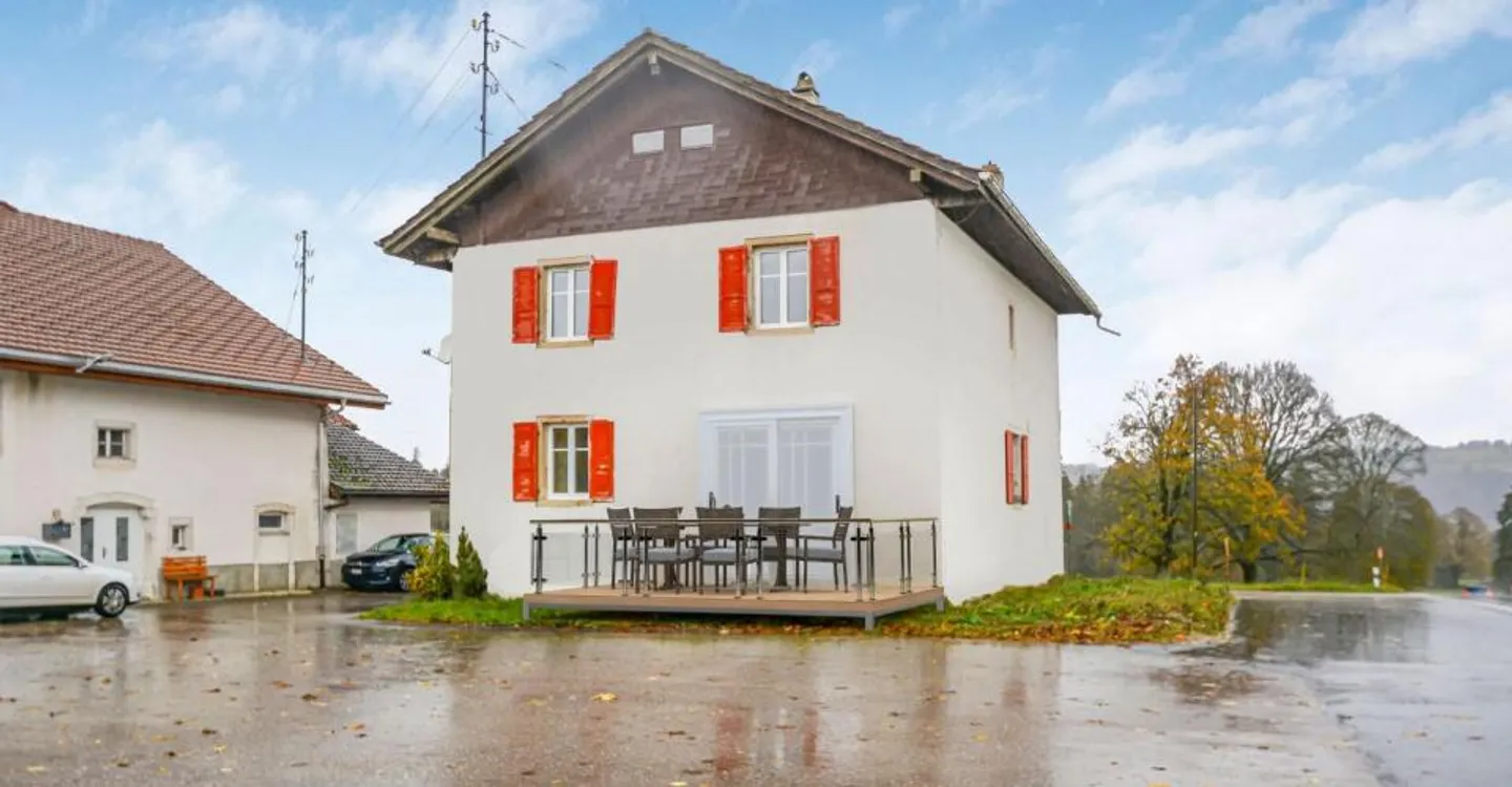 Charming Village House in St-Imier - Photo 6 of 12