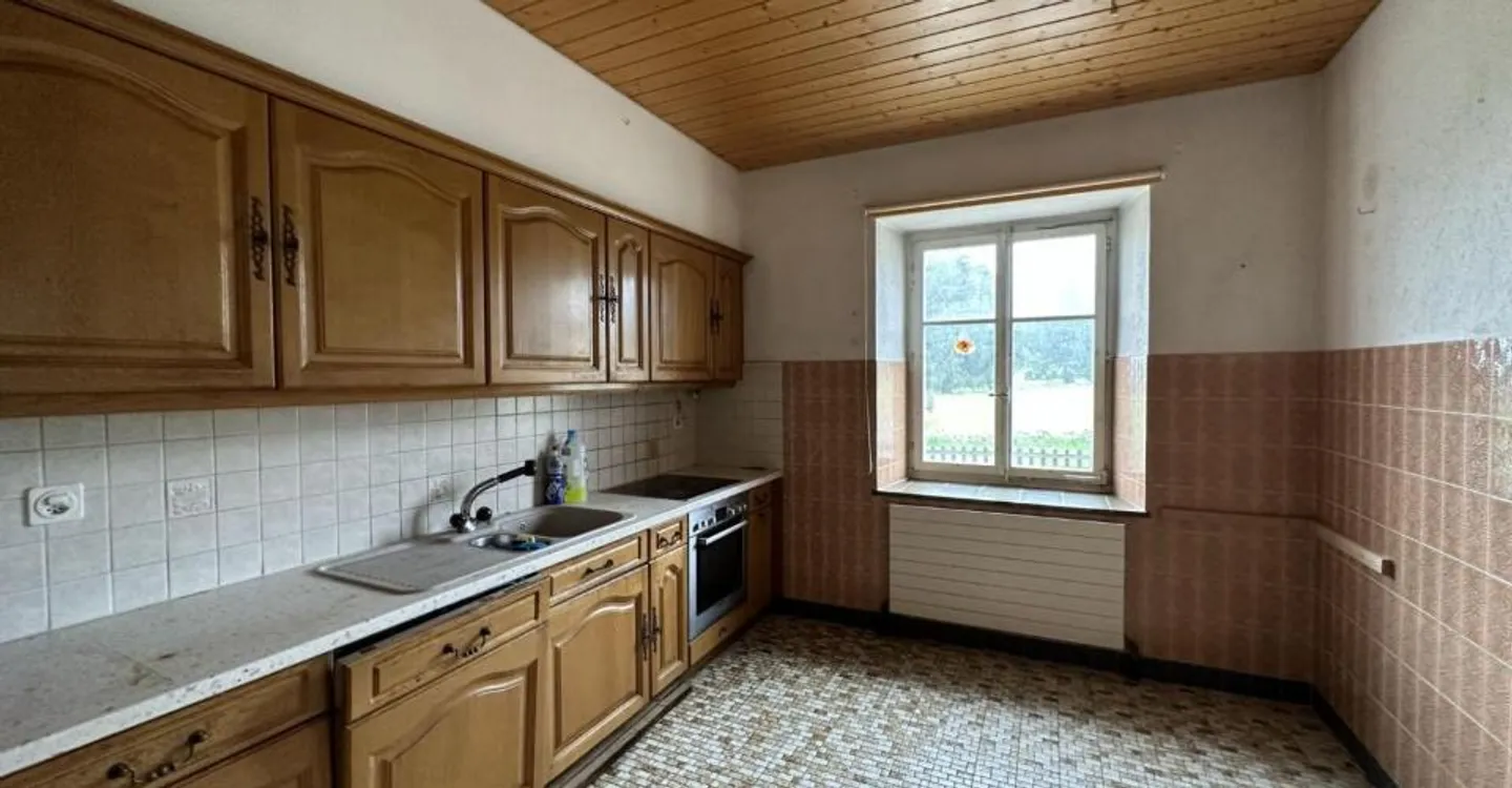 Charming Village House in St-Imier - Photo 11 of 12