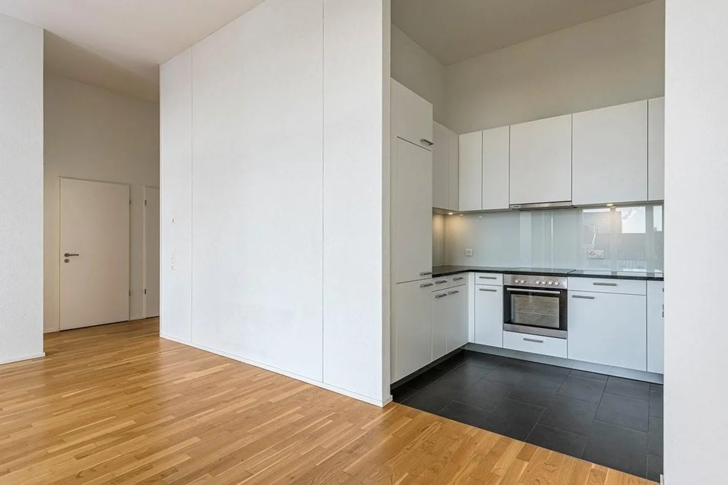 Moderne Wohnung im Erlenmatt - Foto 2 von 7