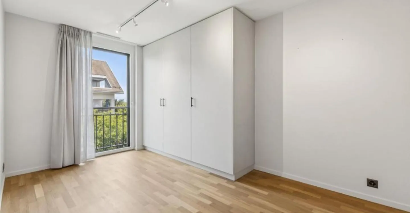 ELEGANT 4.5 PIECES WITH TERRACE - Photo 6 of 10