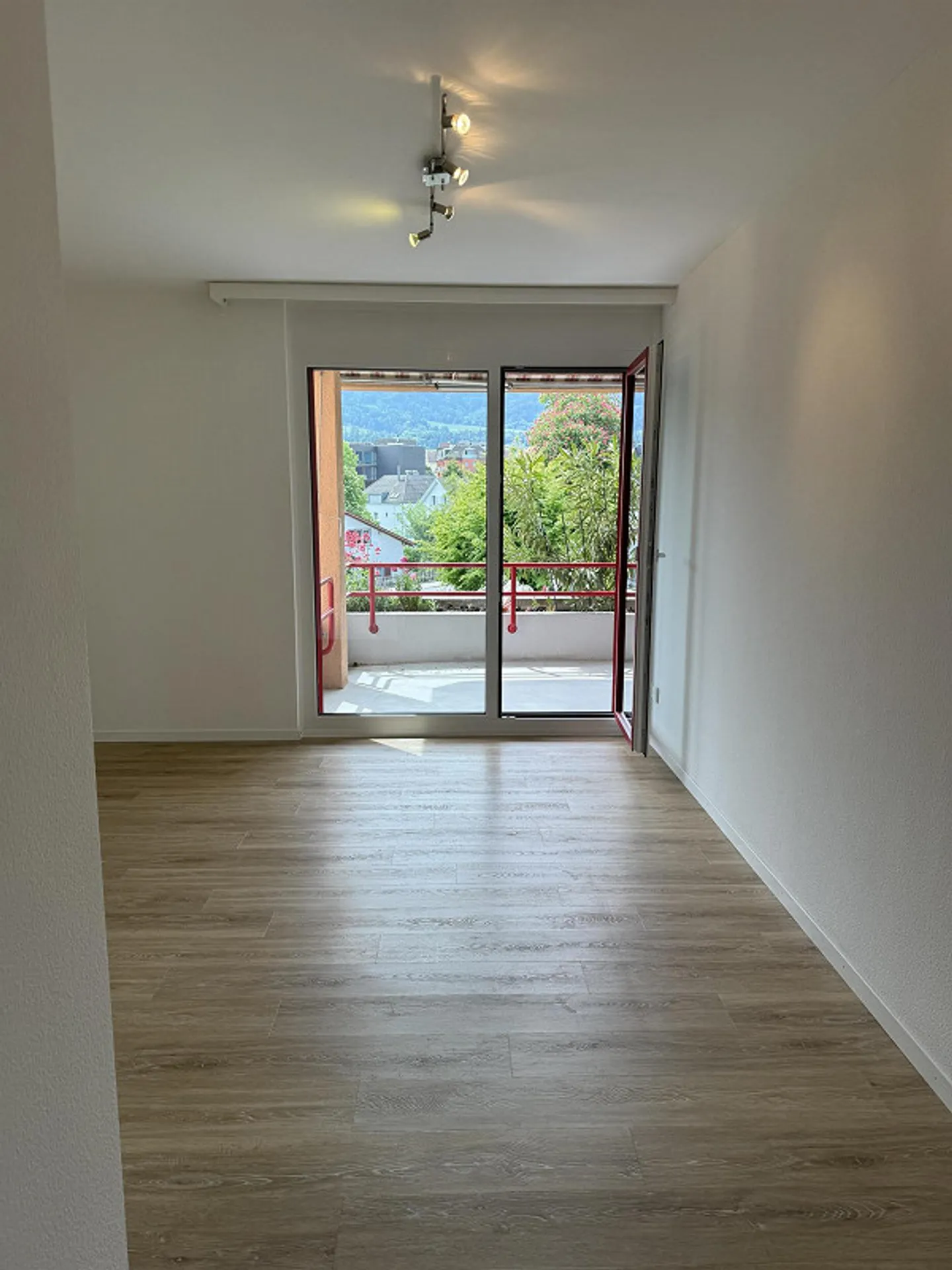 Appartamento attraente e spazioso con 3,5 stanze - Foto 7 di 17