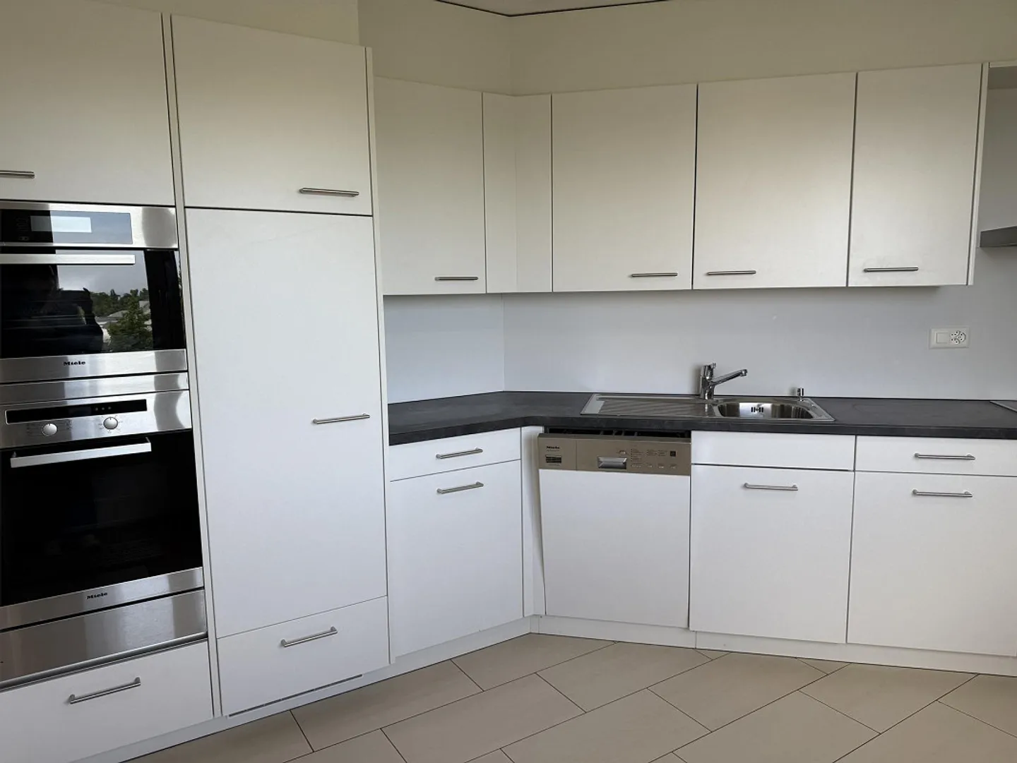 Appartamento attraente e spazioso con 3,5 stanze - Foto 11 di 17