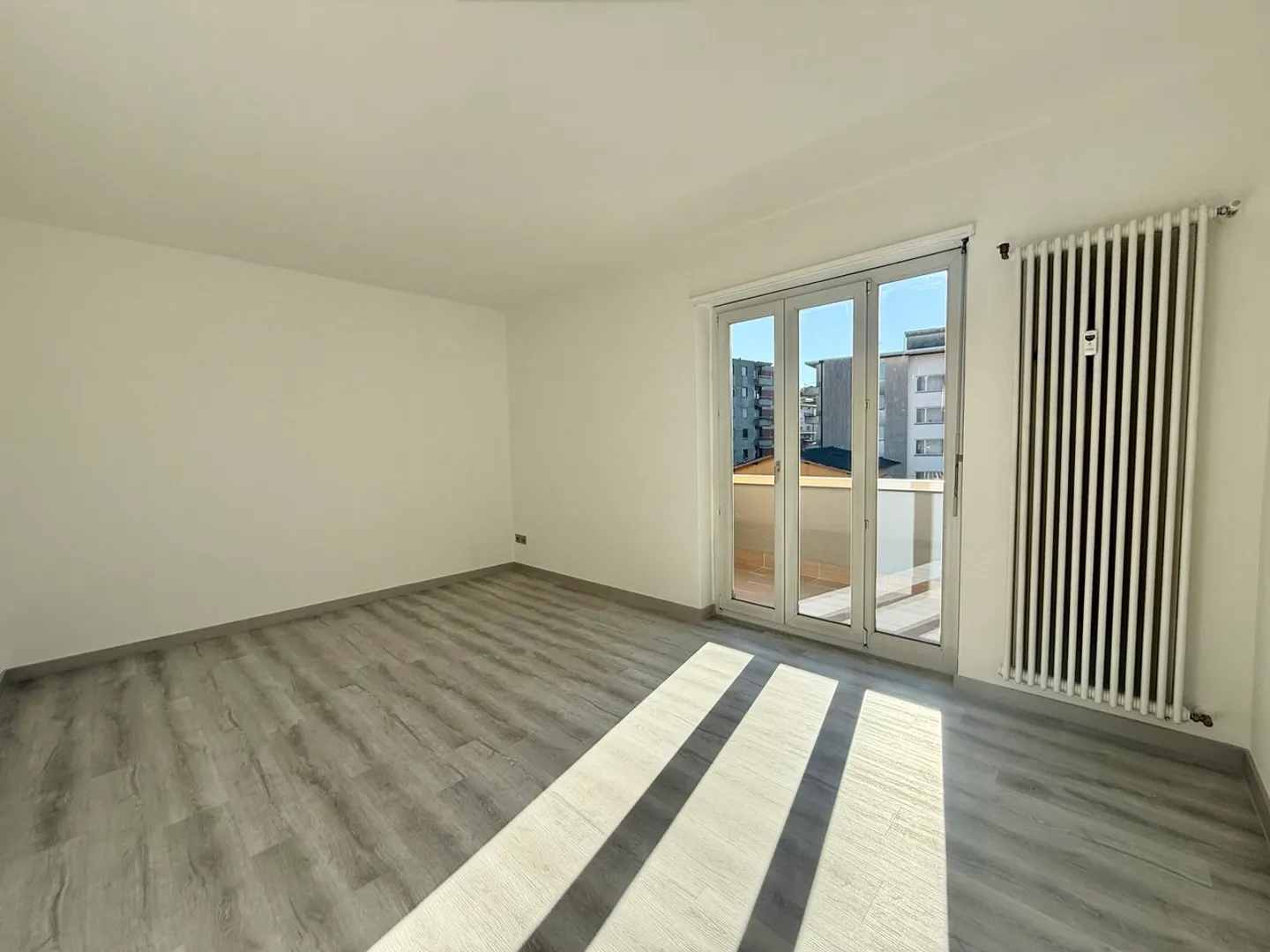 Apartment for rent - Photo 5 of 10