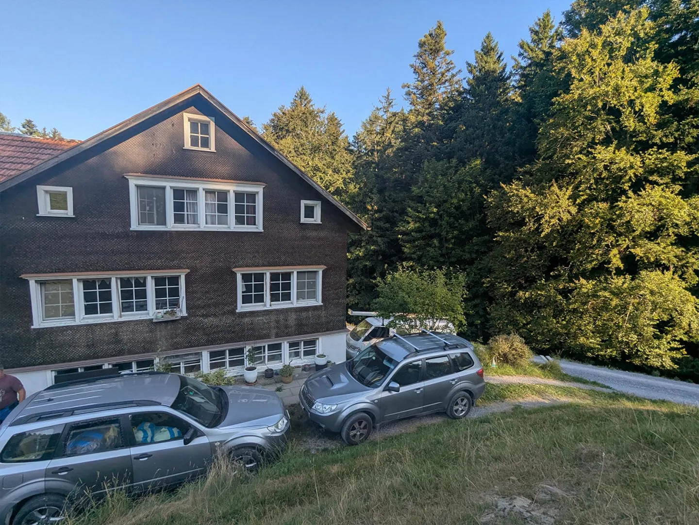 House part without barn in a secluded location - Photo 2 of 17