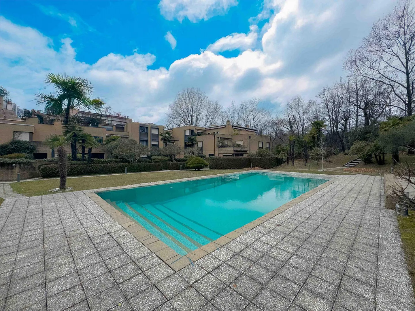 Duplex con giardinetto privato a Collina d’Oro - Foto 9 di 12