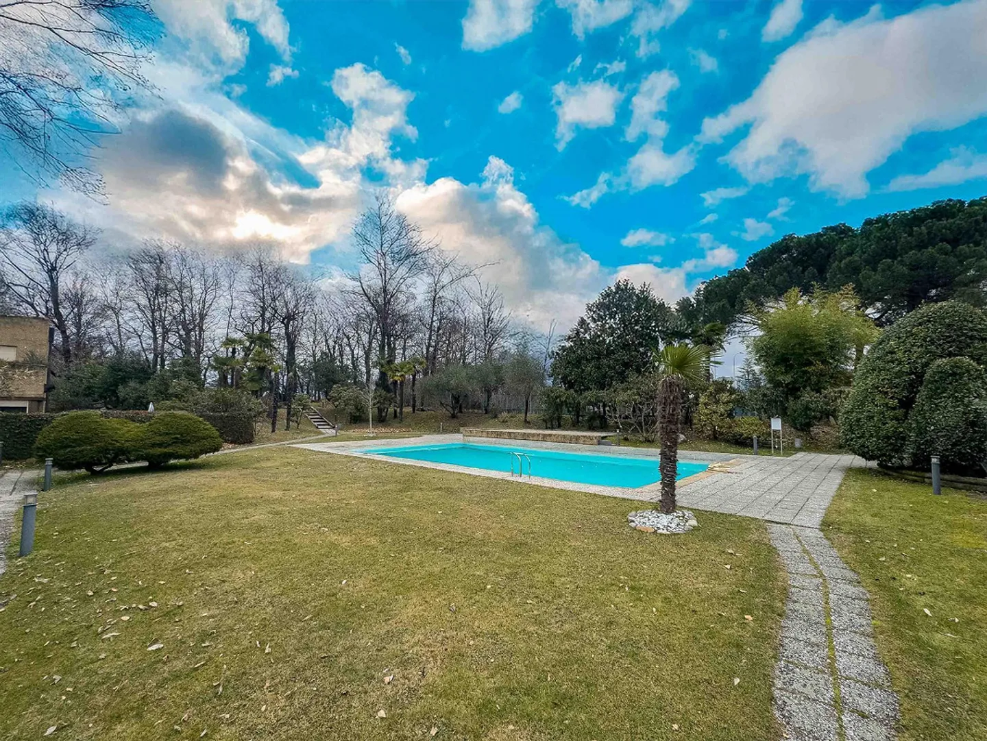 Duplex con giardinetto privato a Collina d’Oro - Foto 10 di 12