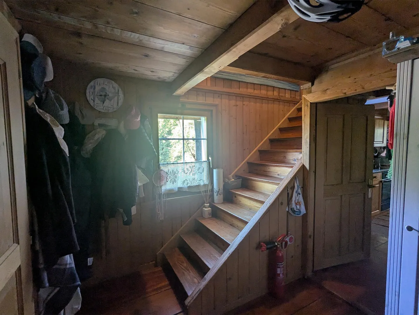 House part without barn in a secluded location - Photo 7 of 17