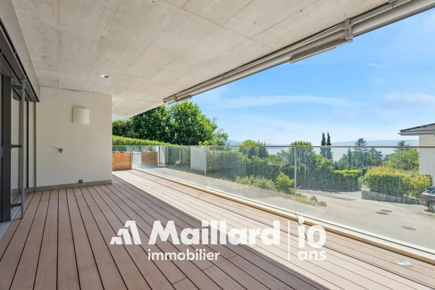 Vista lago, serenità e stile - Foto 4 di 13