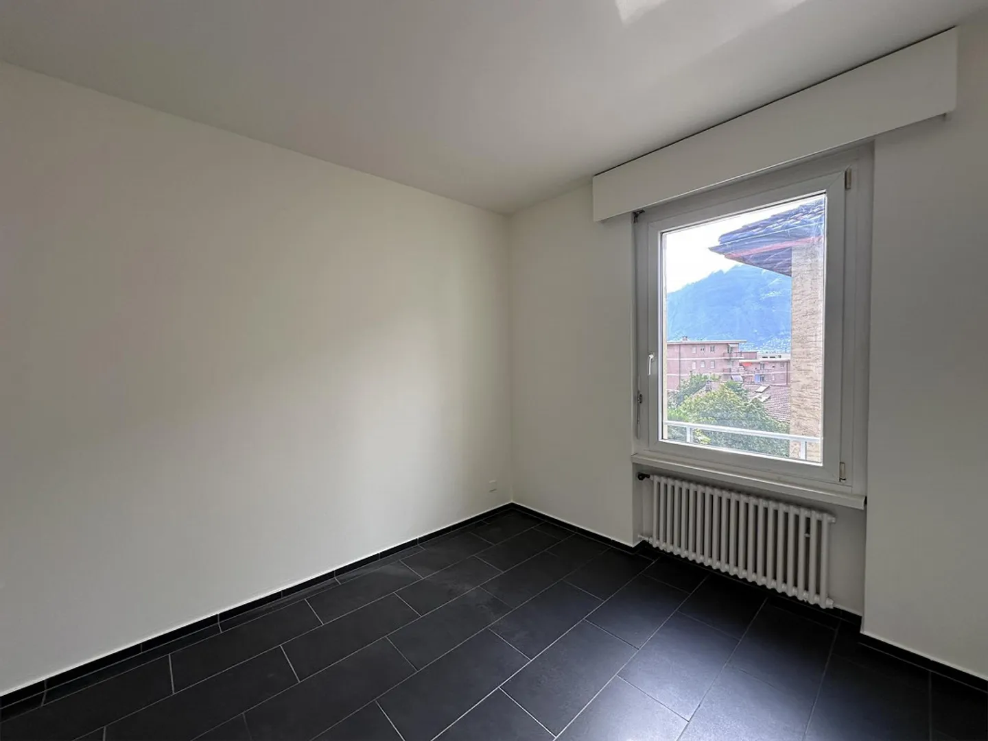 2 ½ Rooms with Lake View in Muralto - Photo 13 of 19