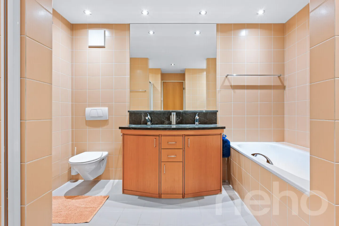 Appartement spacieux de 4,5 pièces avec vue sur la montagne dans un emplacement central à Chur - Photo 10 sur 12