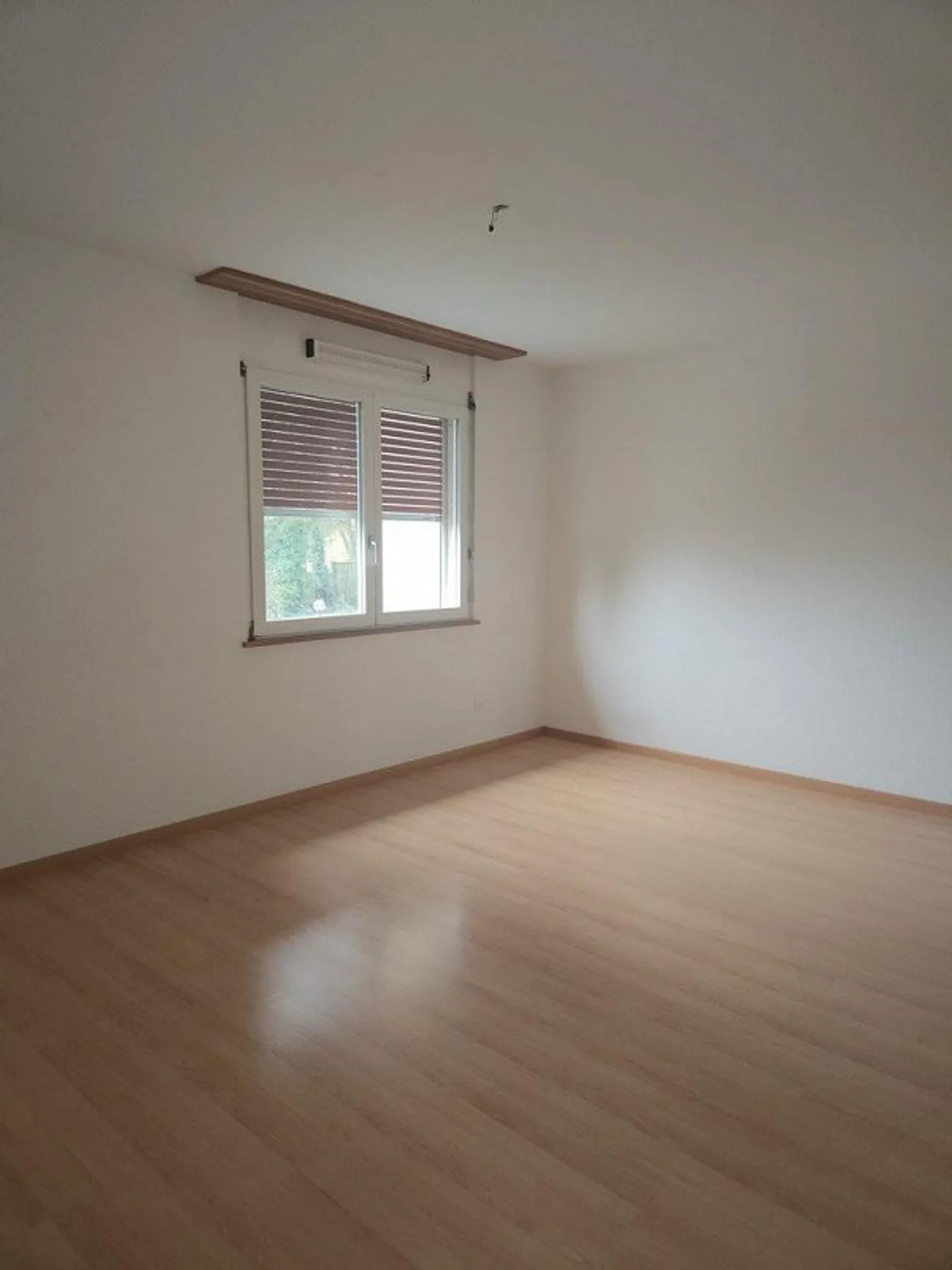 Appartamento duplex di 4.5 locali con giardino in affitto a Port - Foto 8 di 12