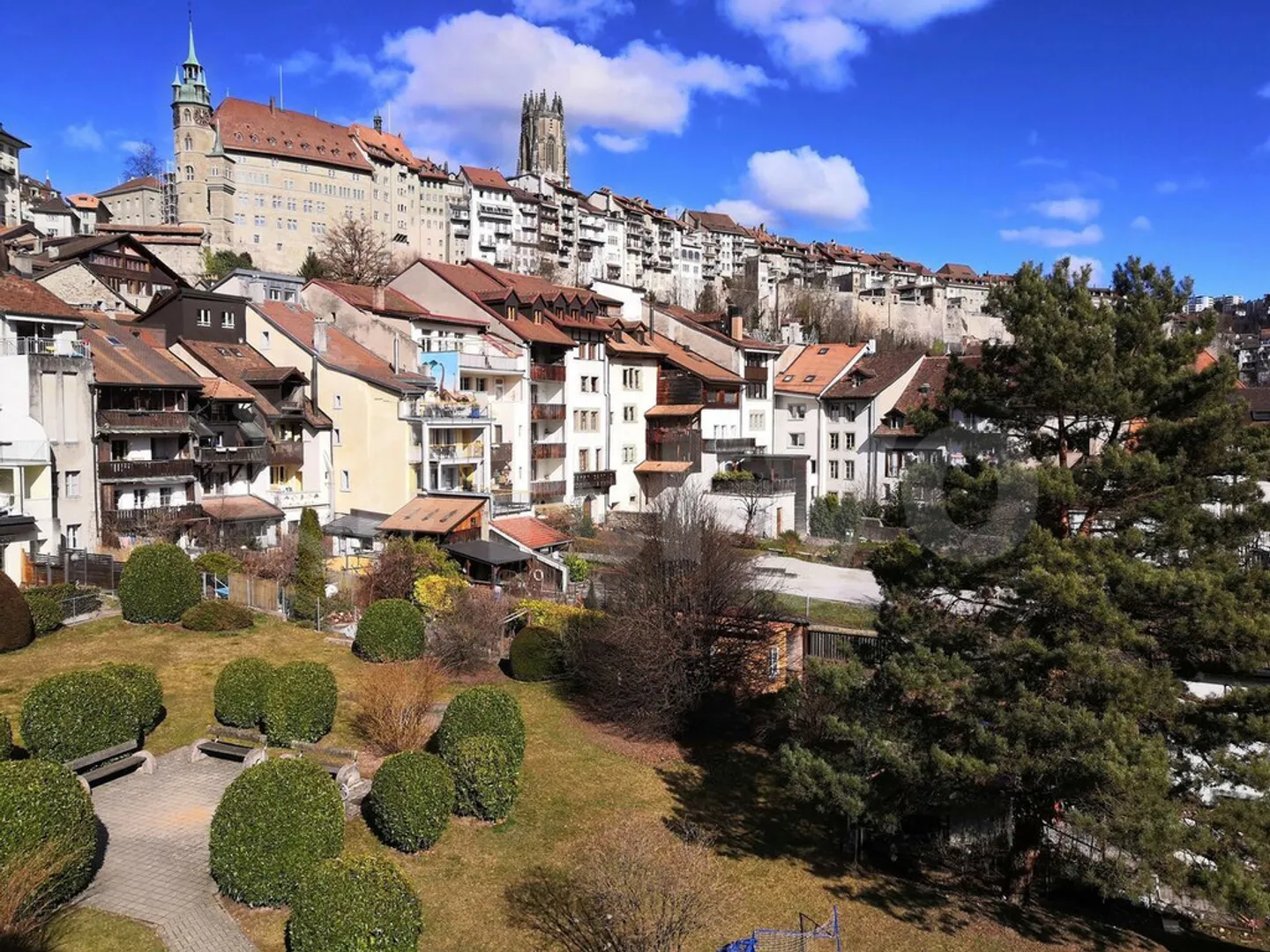 Fribourg / Lower Town - 3 rooms - Photo 1 of 4