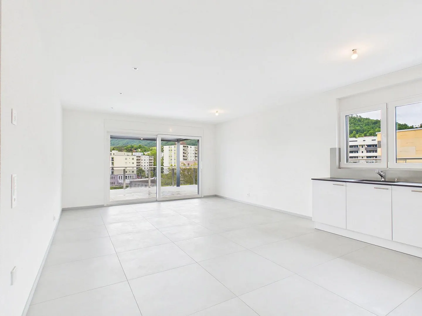 Stylish penthouse apartment with large terrace and exclusive living comfort - Photo 9 of 13