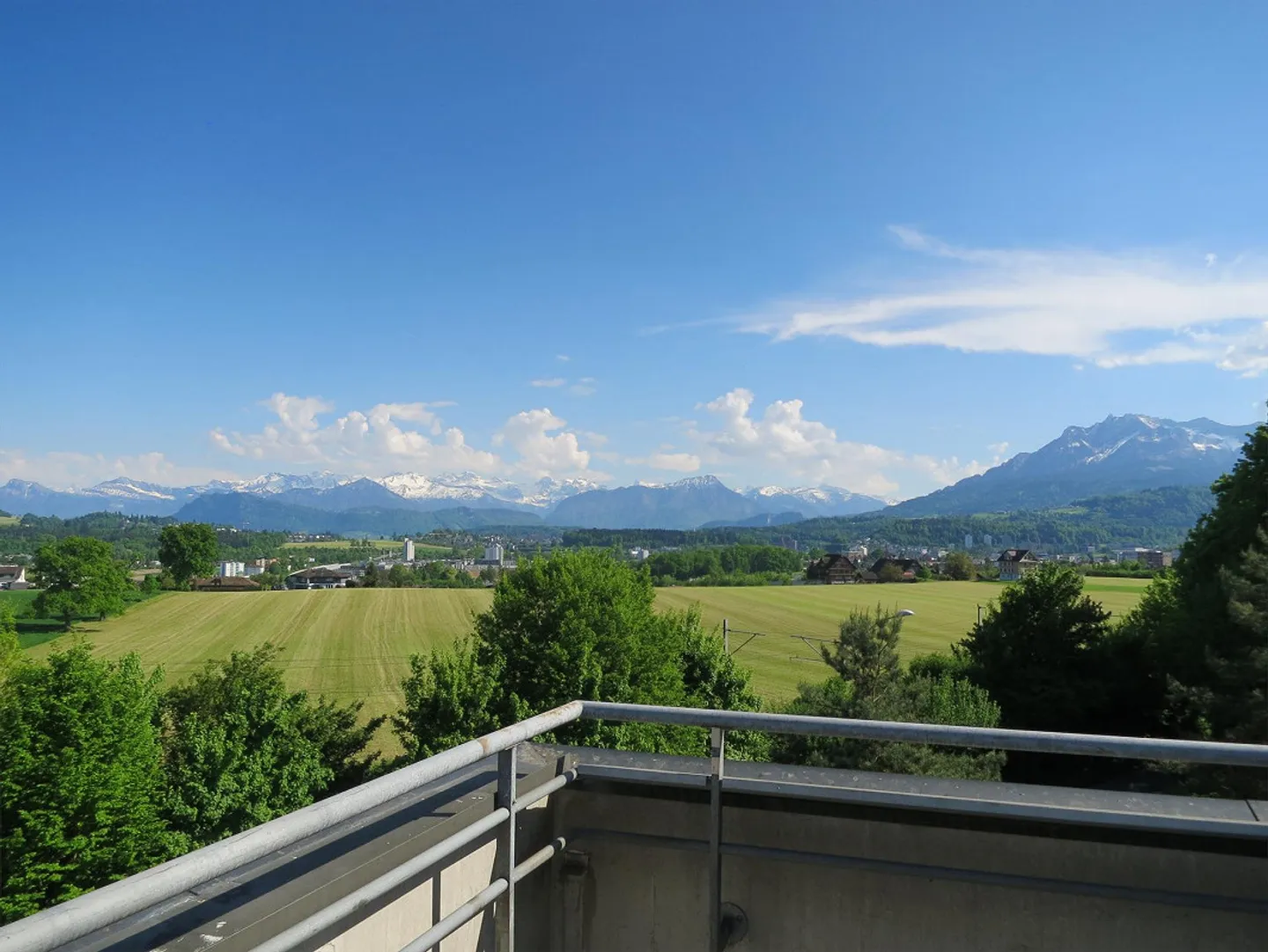 Un gioiello con vista panoramica fantastica per gli amanti dell'attico - Foto 1 di 11