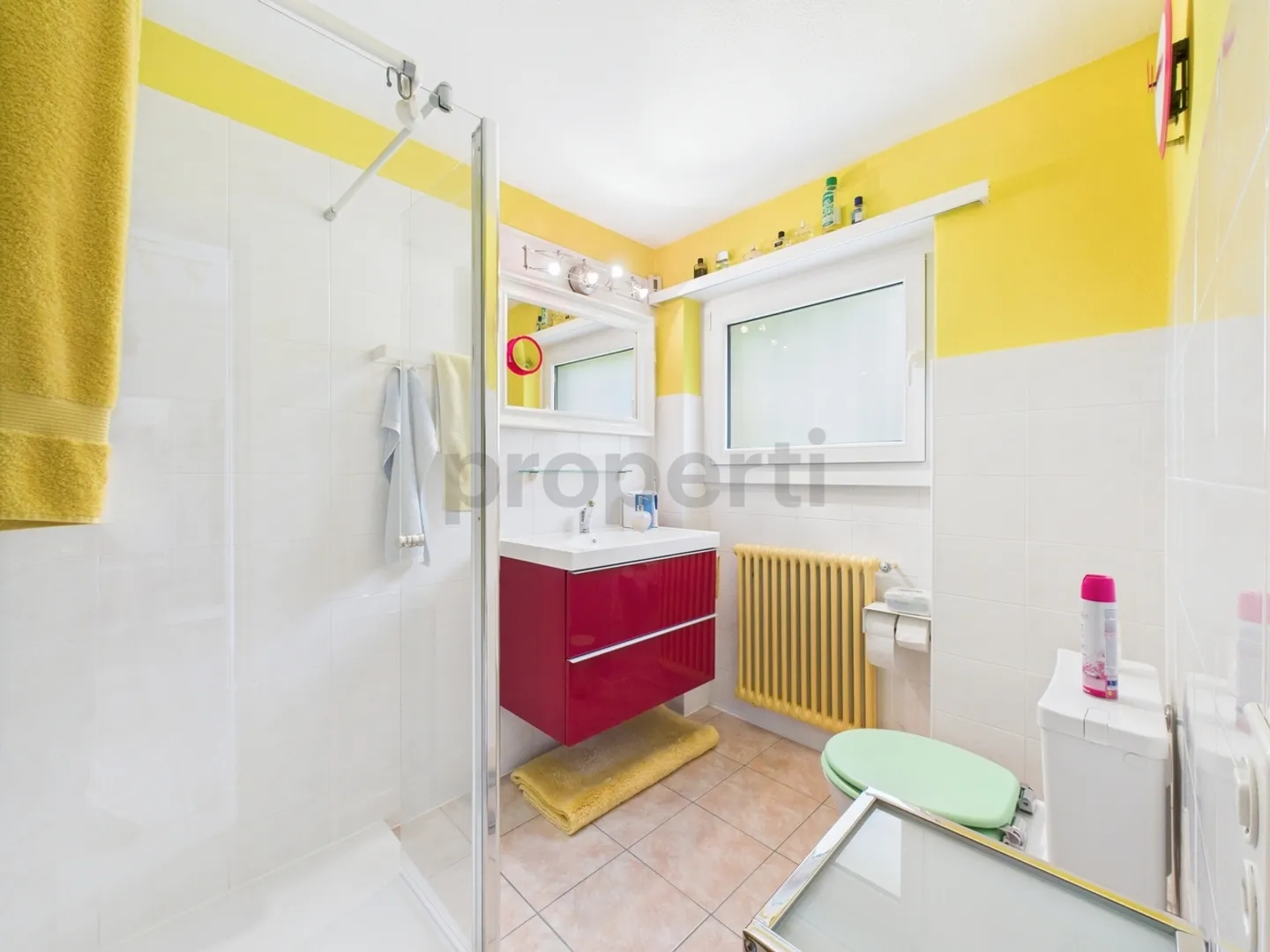 Splendida villa a Pura con magnifica vista lago e piscina privata - Foto 8 di 13