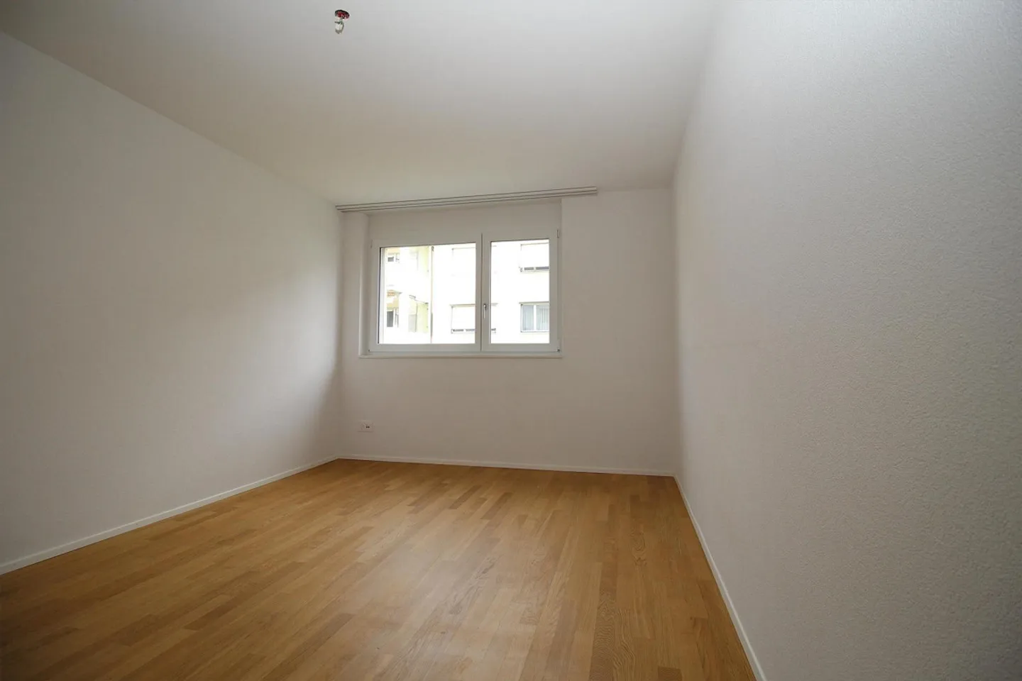 Modern, bright 3.5-room apartment in the center of Diessenhofen - Photo 6 of 13