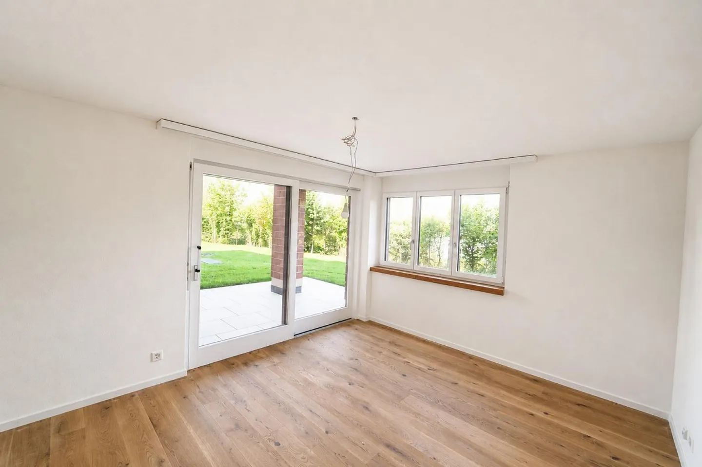Completely renovated 4.5-room apartment in a central location in Zug - Photo 6 of 7