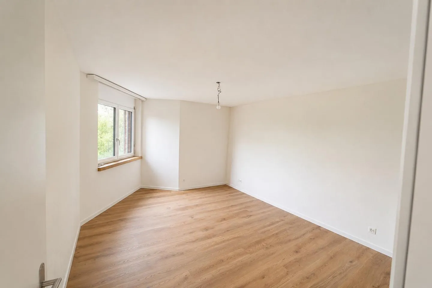 Completely renovated 4.5-room apartment in a central location in Zug - Photo 7 of 7