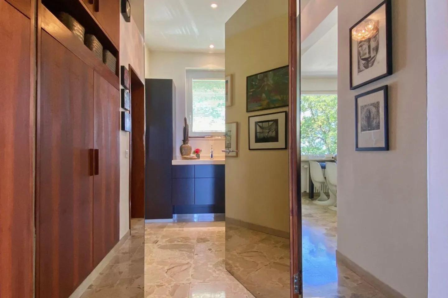 Villa exclusive avec vue panoramique sur le lac à 180° et une intimité absolue - Photo 16 sur 30