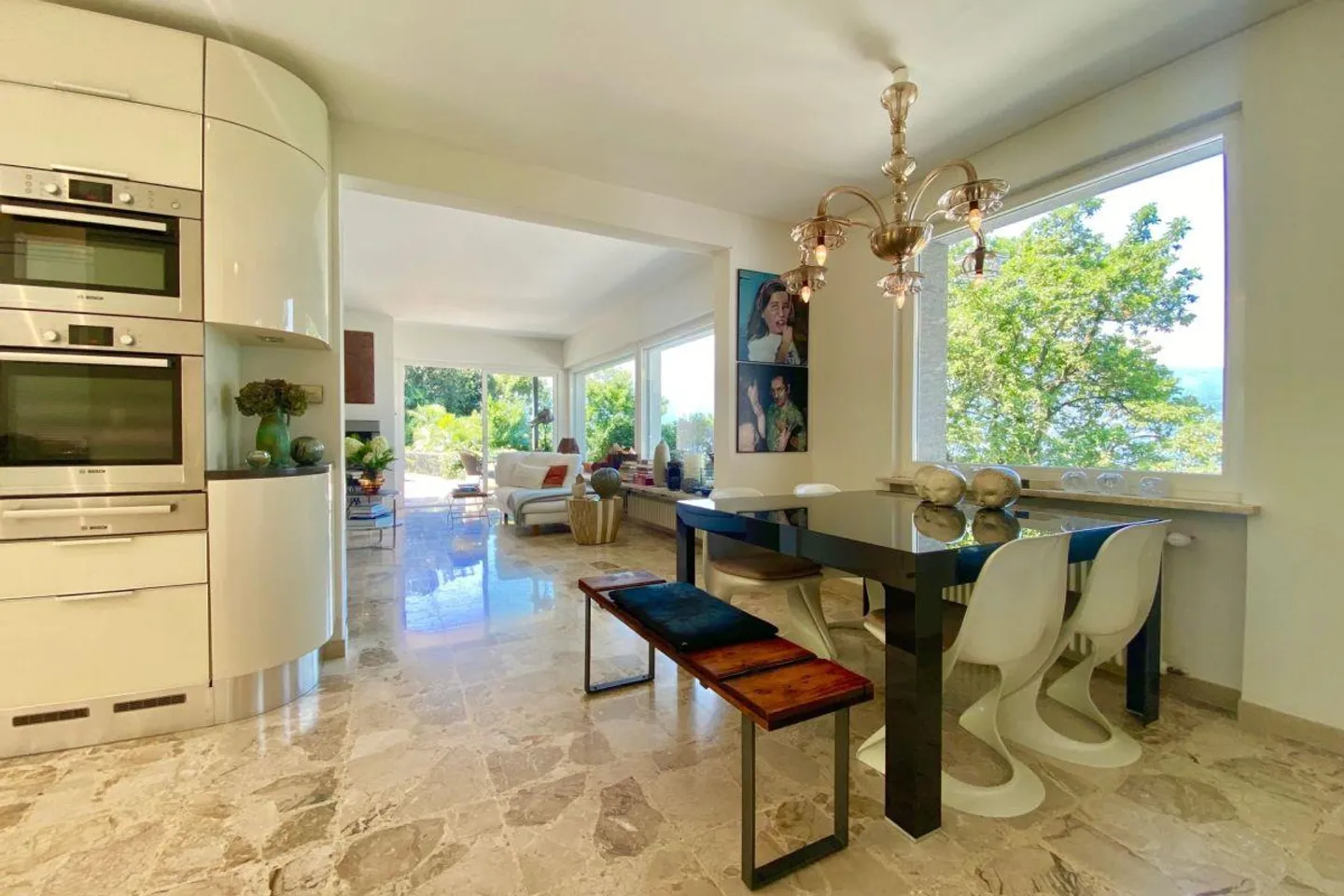 Villa exclusive avec vue panoramique sur le lac à 180° et une intimité absolue - Photo 19 sur 30