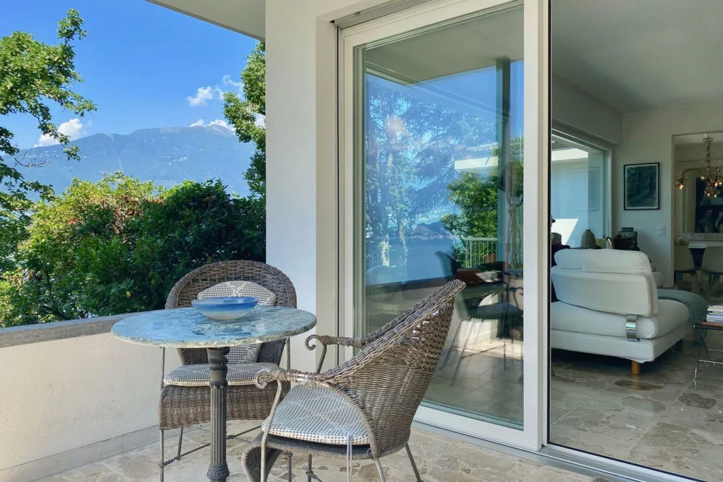 Villa exclusive avec vue panoramique sur le lac à 180° et une intimité absolue - Photo 25 sur 30