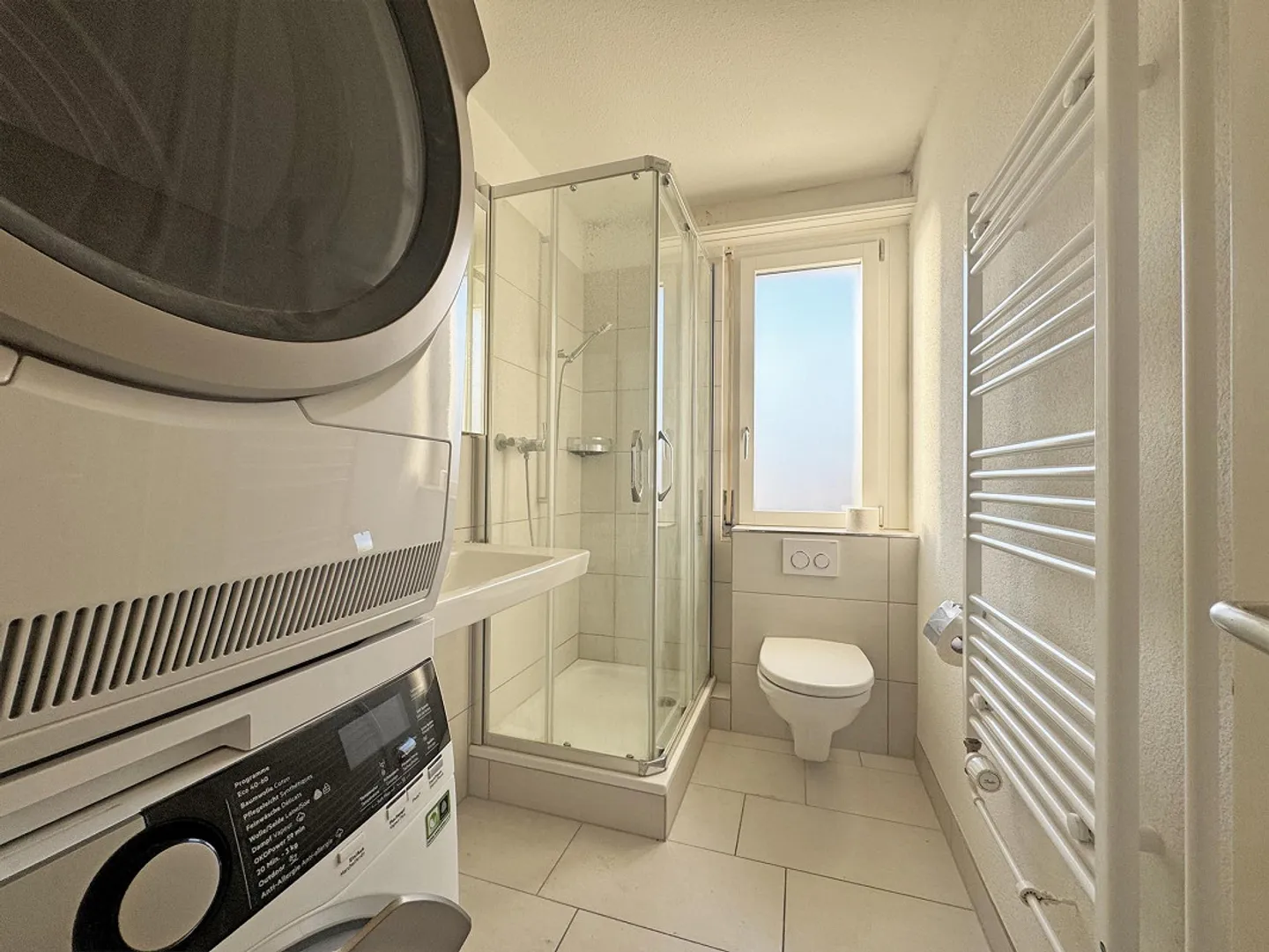 4.0-Zimmer Wohnung mit eigenem Waschturm - Foto 5 von 11