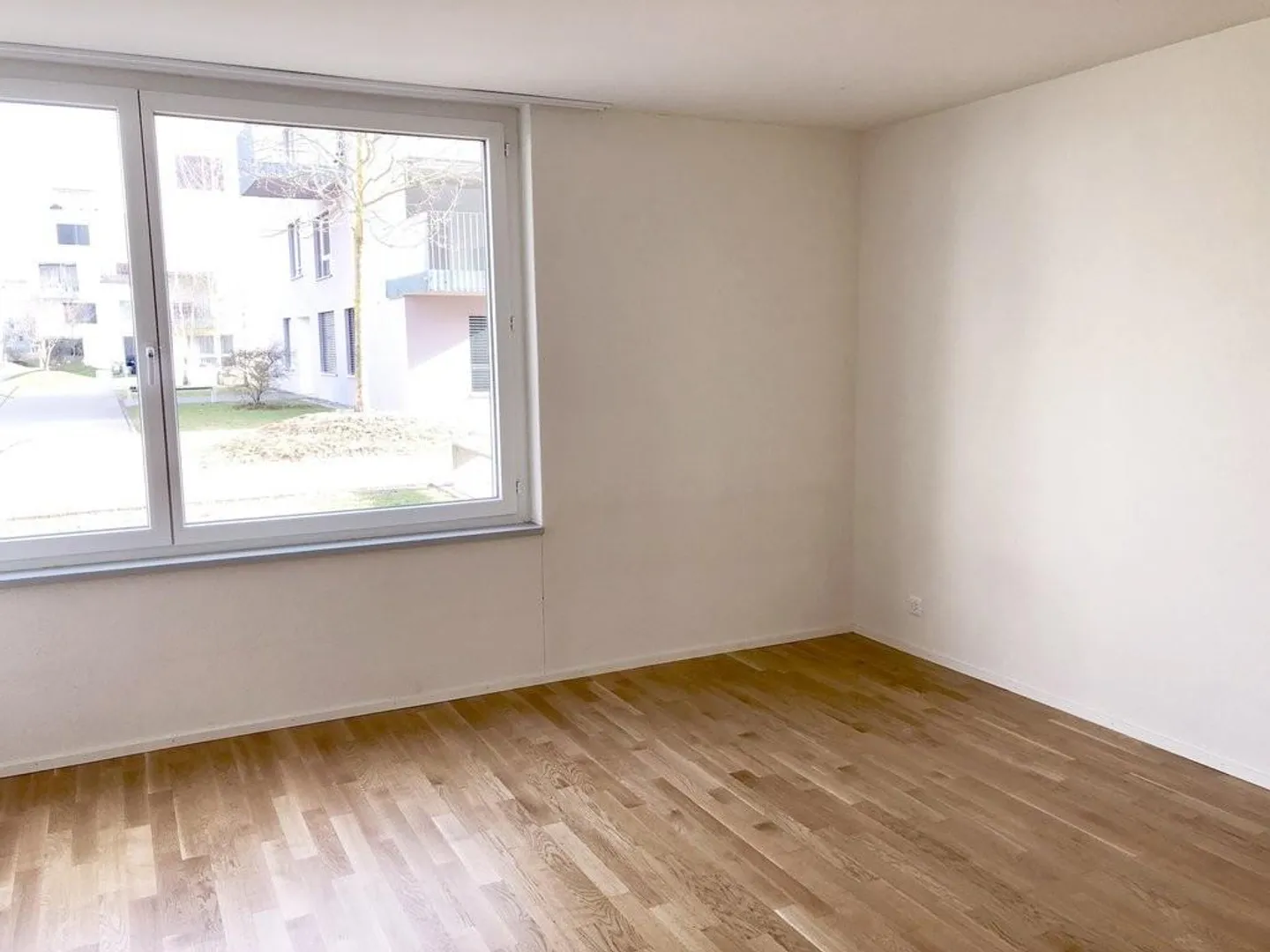 Appartement spacieux de 4,5 pièces au 3ème étage à Regensdorf - Photo 6 sur 8