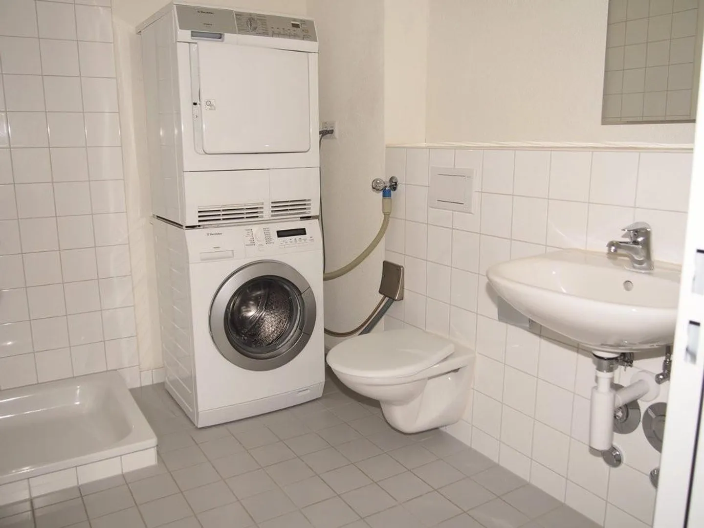 Appartement spacieux de 4,5 pièces au 3ème étage à Regensdorf - Photo 3 sur 8