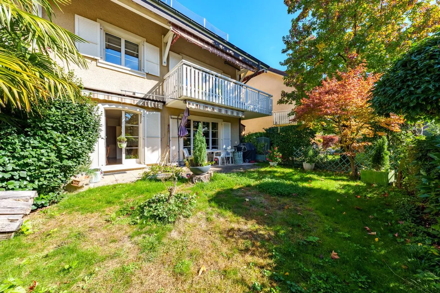 In esclusiva: Luminoso appartamento familiare di 5 locali con giardino - Foto 3 di 13