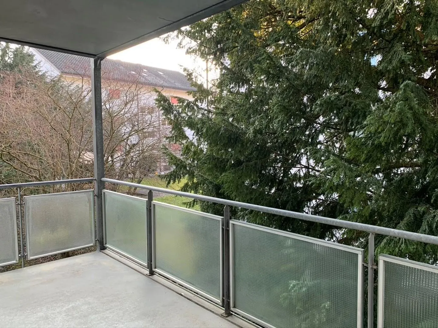 CENTRAL | QUIET | SUNNY - Photo 7 of 7