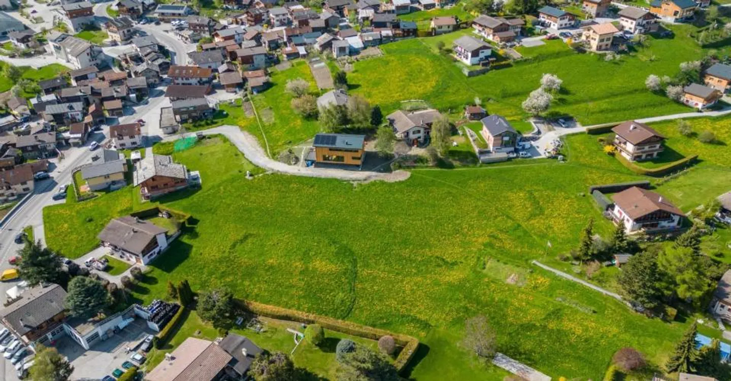 Magnifico terreno edificabile con vista - Foto 4 di 12