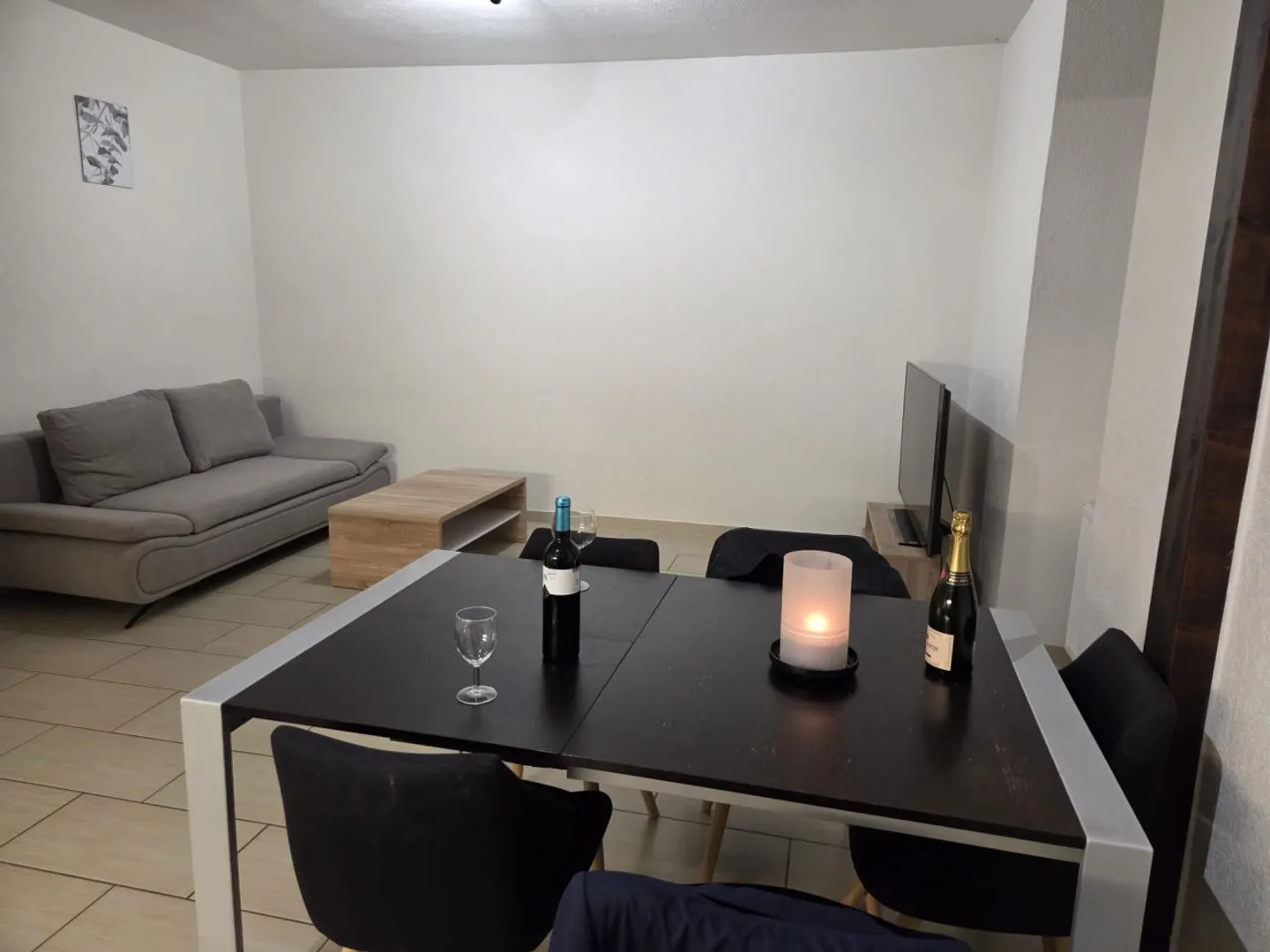 Vullierens (VD) - Furnished 4-room apartment for rent on the ground floor - 93 m² - Photo 1 of 4