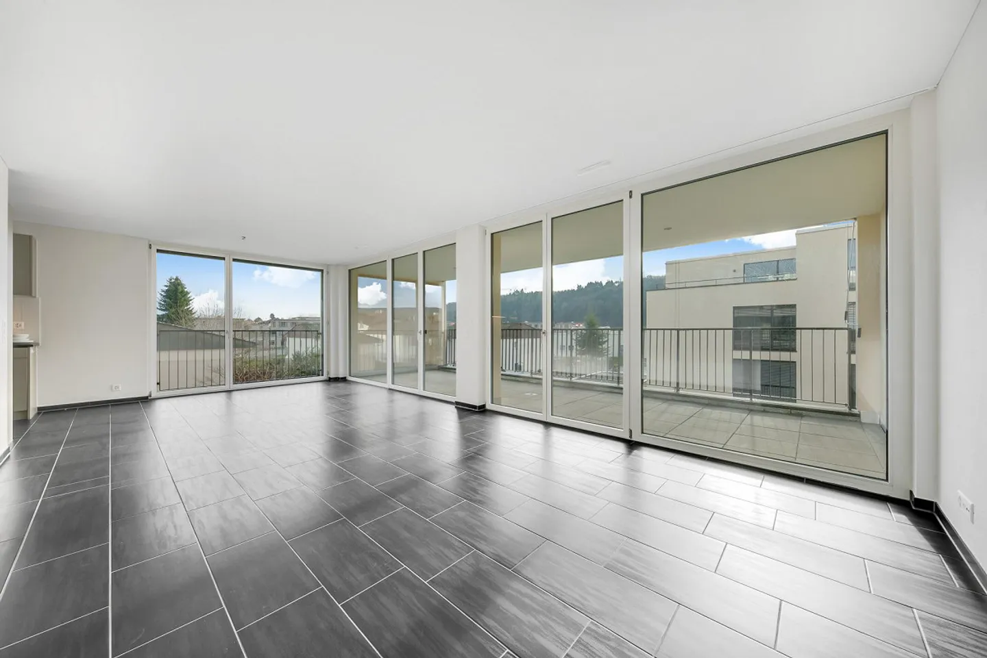 Wo Raum auf Stil trifft - Ihre 4.5-Zimmer-Erdgeschoss-Oase in Melli... - Photo 7 of 13