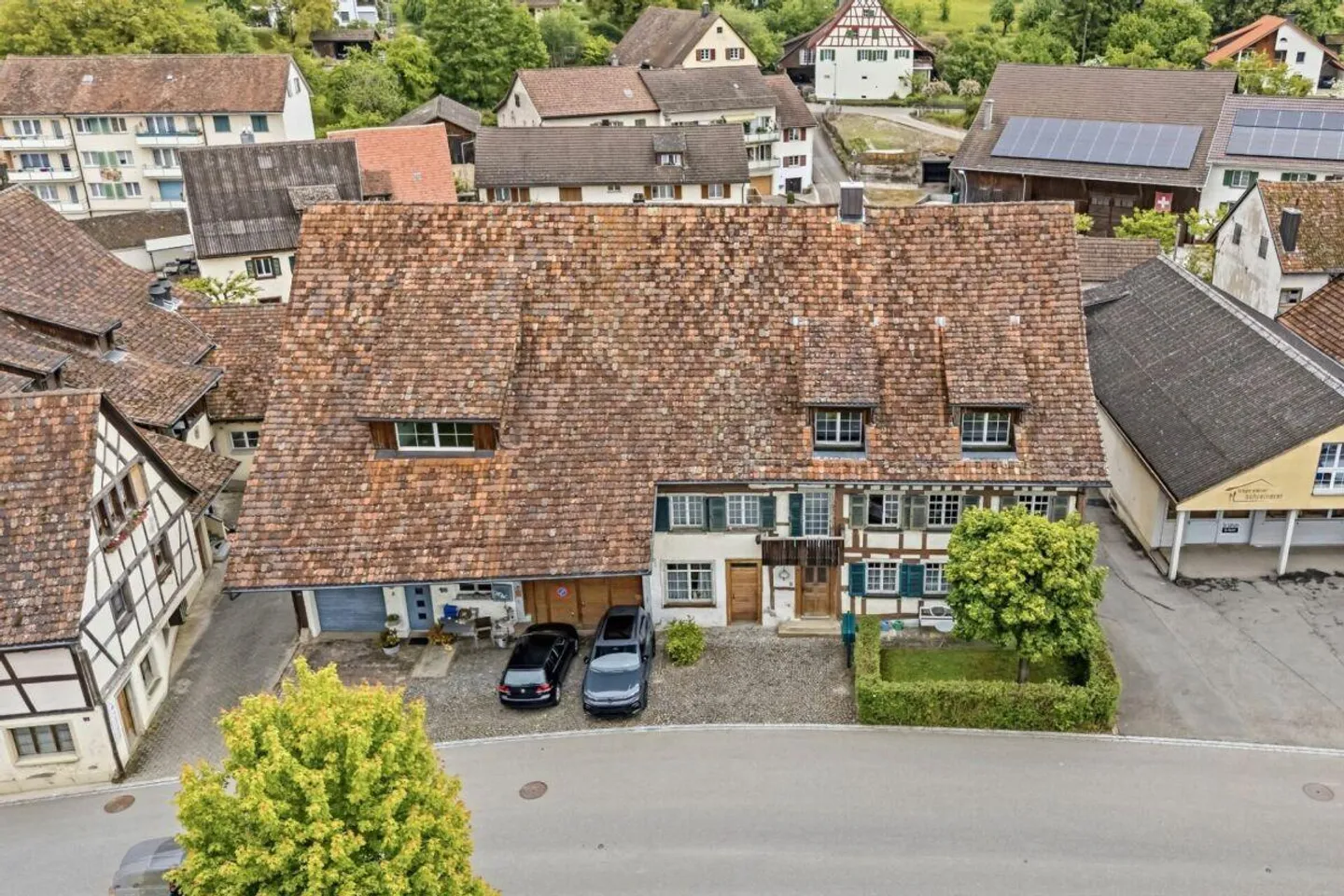 Living in a historic timber-framed house - charming & spacious - Photo 28 of 28