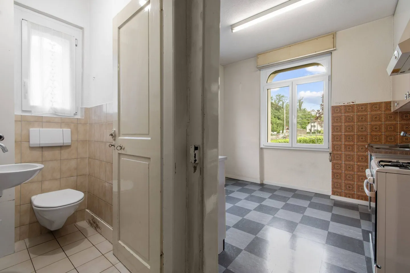 Sanierungsbedürftiges Mehrfamilienhaus - Foto 6 von 14