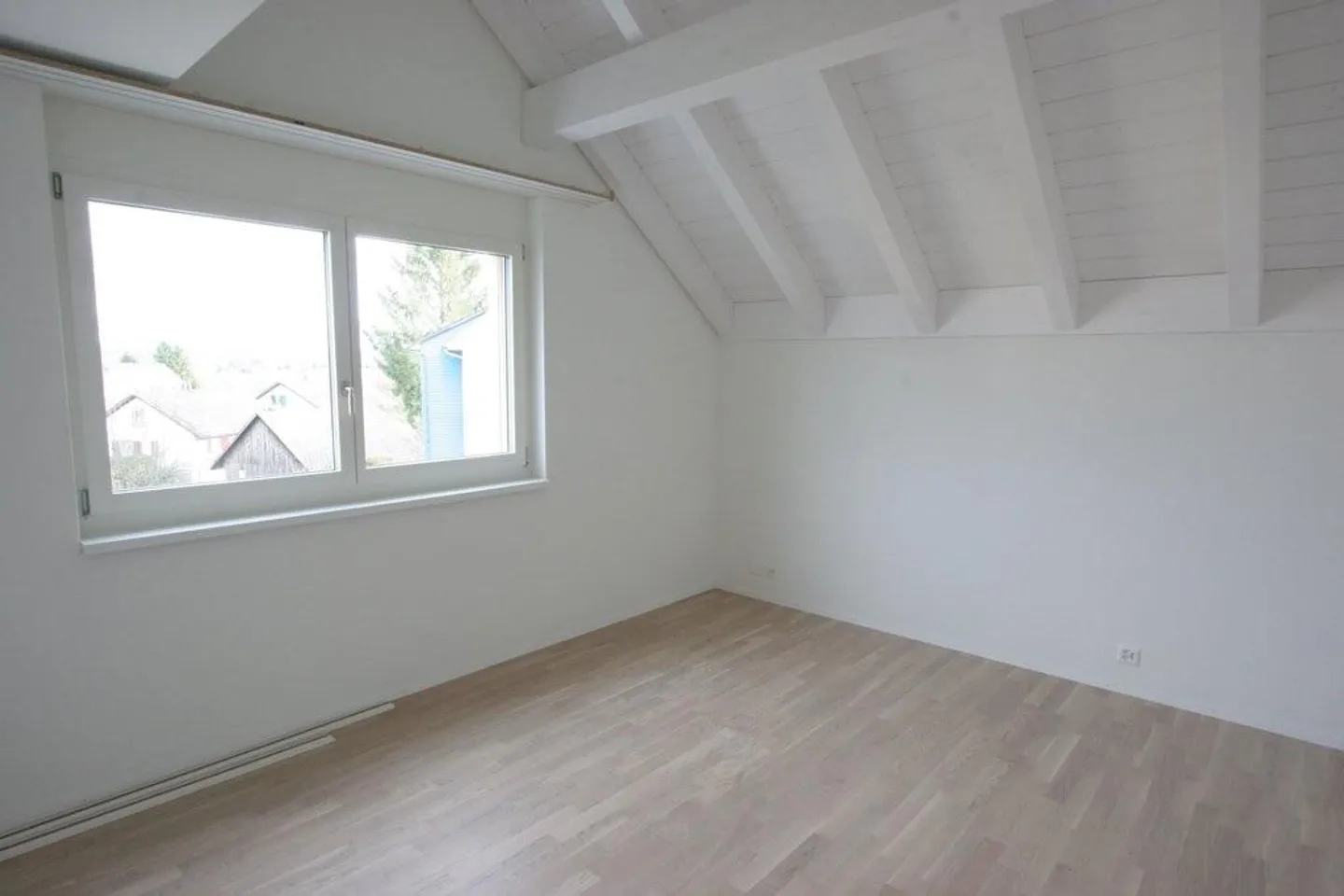 Here, living dreams come true over 2 floors... - Photo 5 of 9