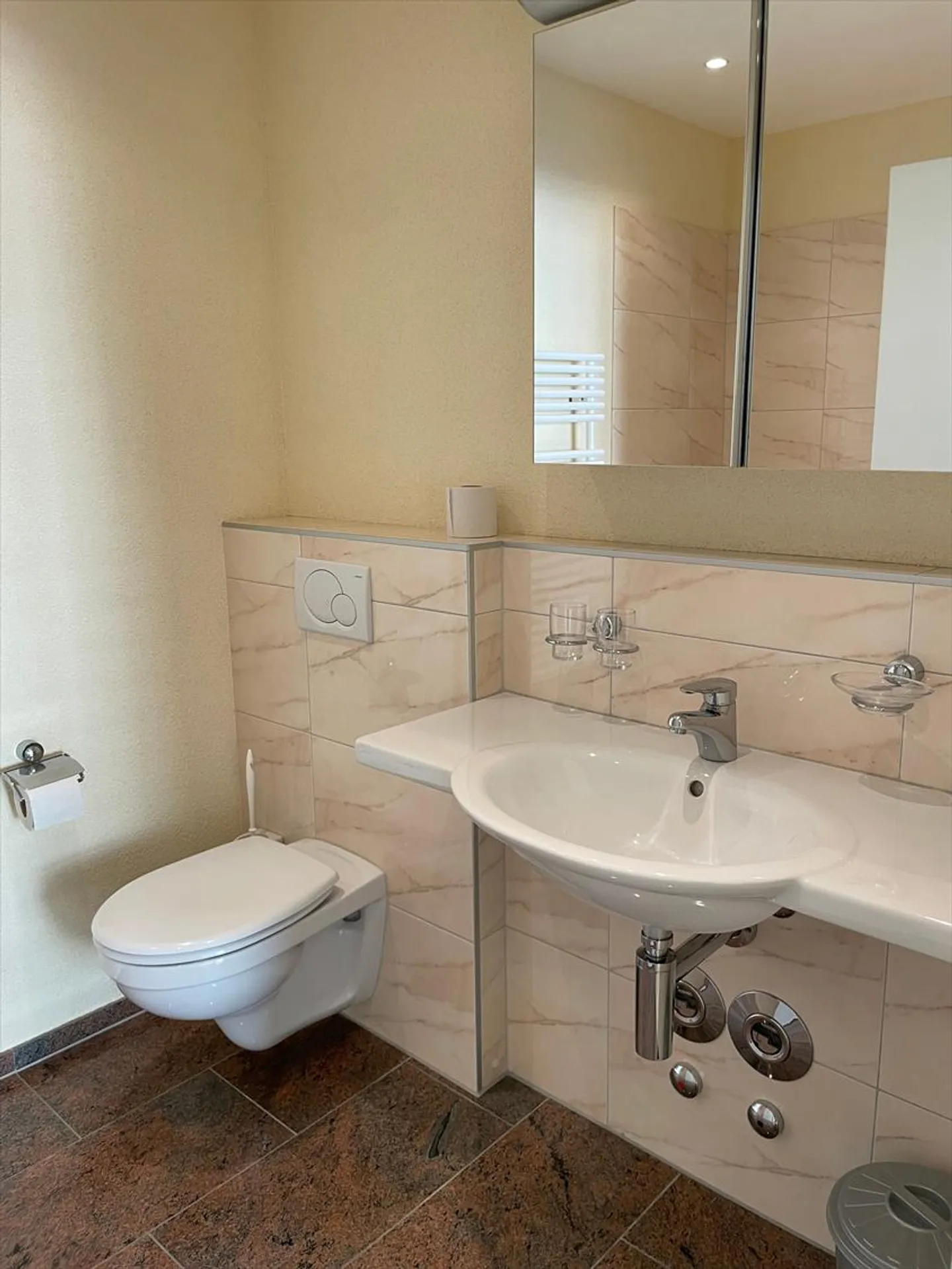 Appartamento con 3,5 stanze al 2° piano - Foto 6 di 7
