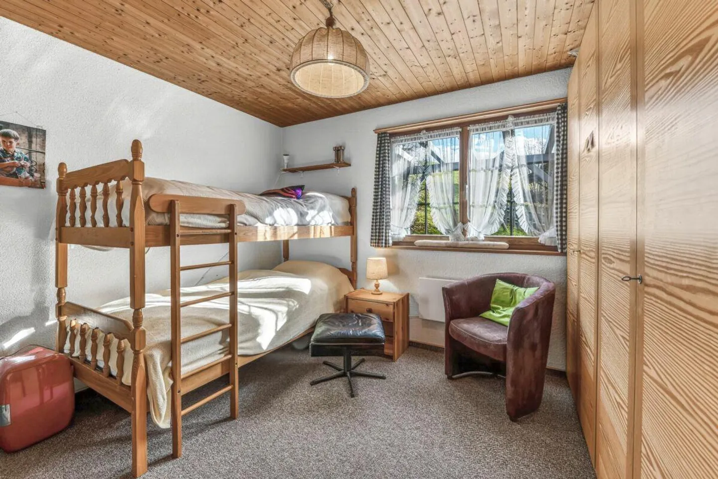 Your cozy home with charm, tranquility, and plenty of space for new living ideas... - Photo 6 of 30