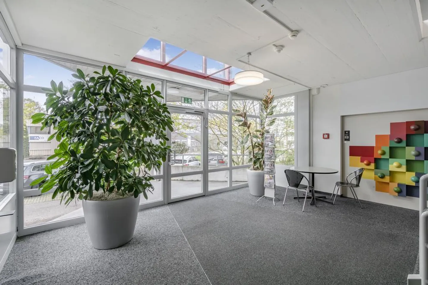 Büro- und Lagerfläche in Lyss - Foto 2 von 12