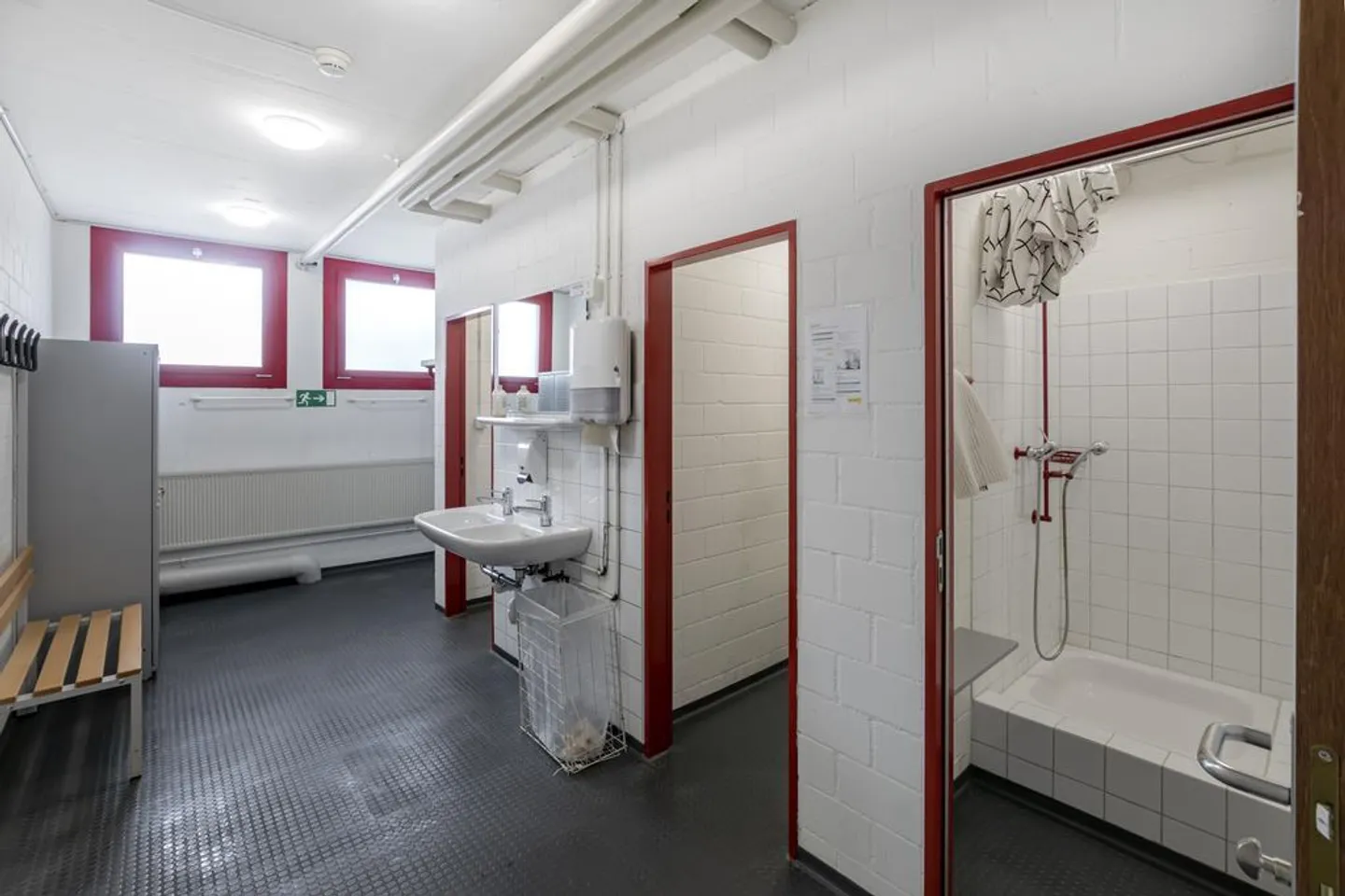 Büro- und Lagerfläche in Lyss - Foto 7 von 12