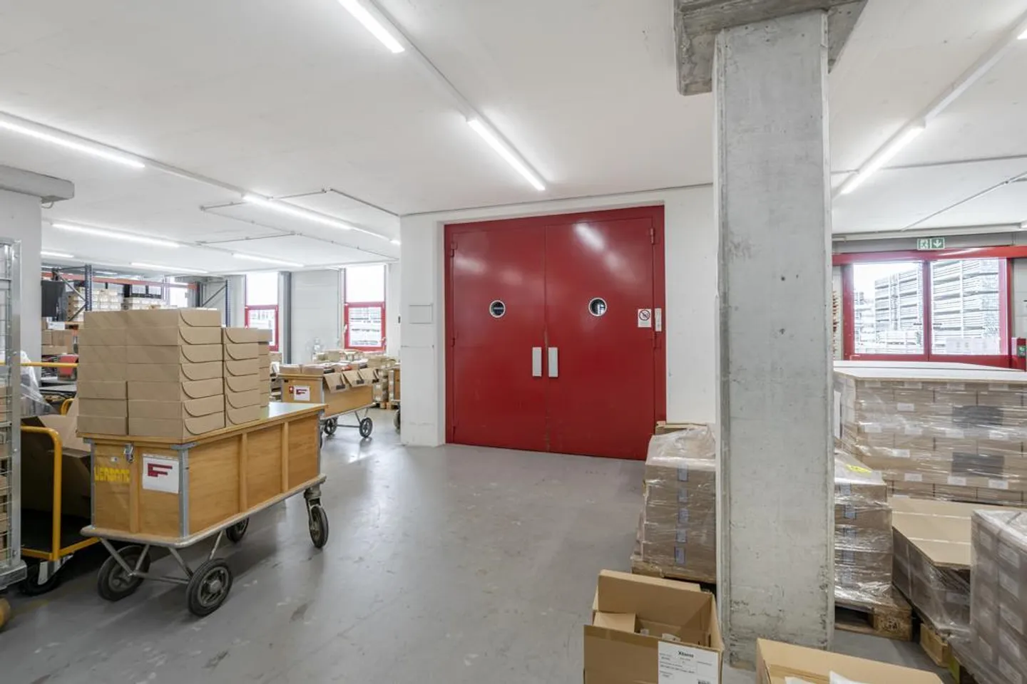 Büro- und Lagerfläche in Lyss - Foto 11 von 12