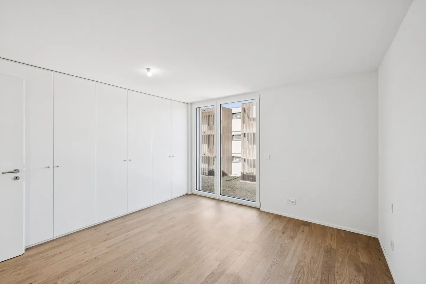 Superbe appartement neuf de 3,5 pièces avec spacieux balcon - Photo 5 sur 9