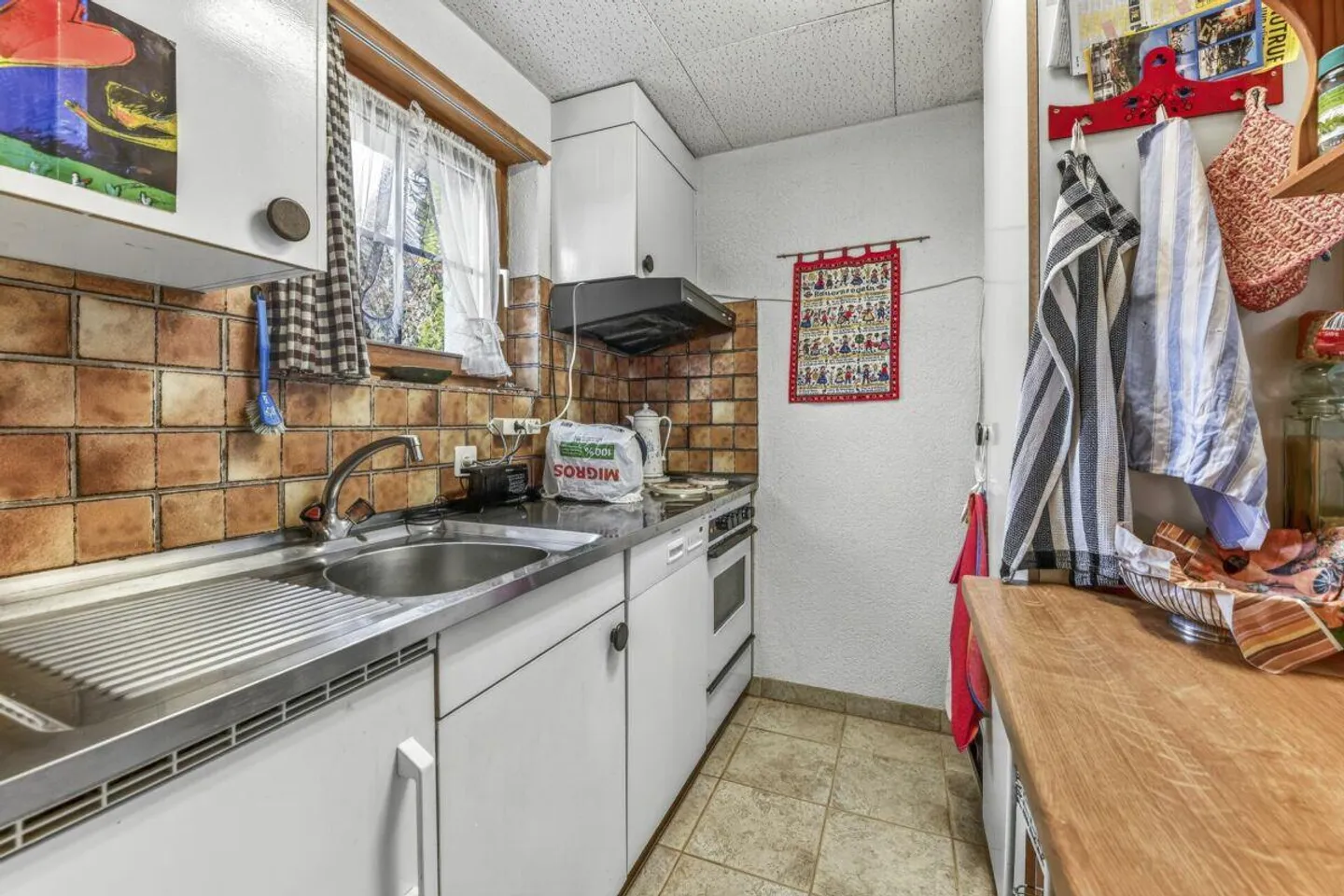 Your cozy home with charm, tranquility, and plenty of space for new living ideas... - Photo 12 of 30