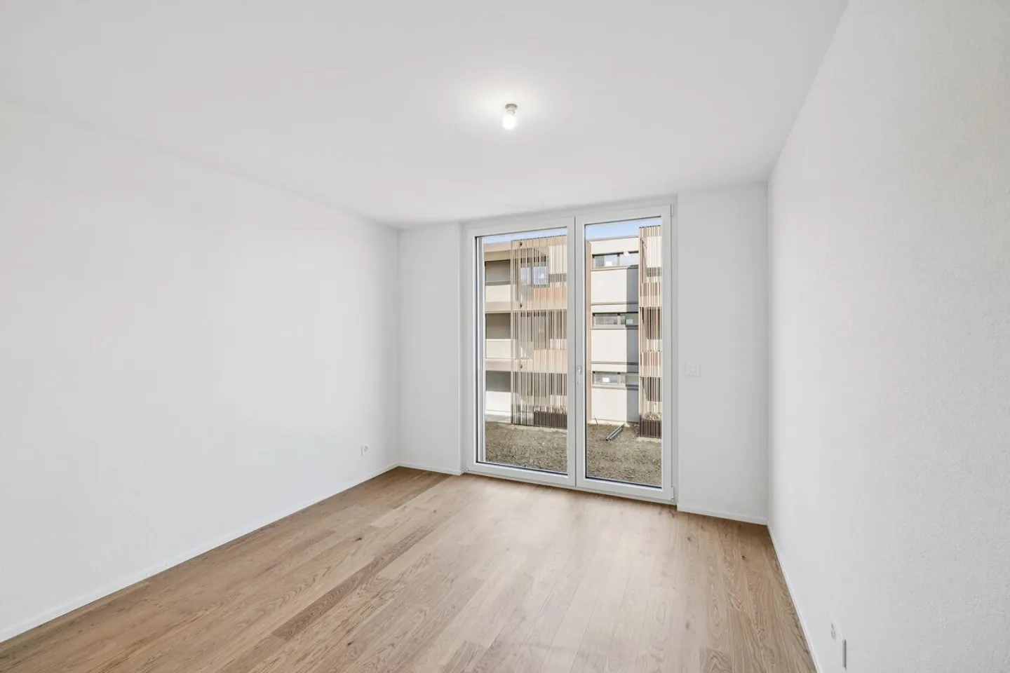 Superbe appartement neuf de 3,5 pièces avec spacieux balcon - Photo 7 sur 9